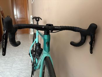 Used Bianchi Oltre Shimano 105 2025 Road & Gravel, Grün — image 5 of 5