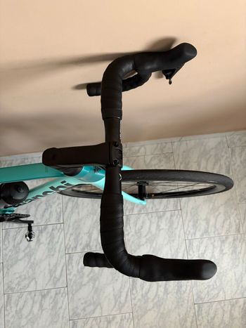 Used Bianchi Oltre Shimano 105 2025 Road & Gravel, Grün — image 4 of 5