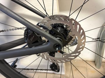 Used Scott Addict 30 2026 2026 Road & Gravel, Black — image 7 of 12