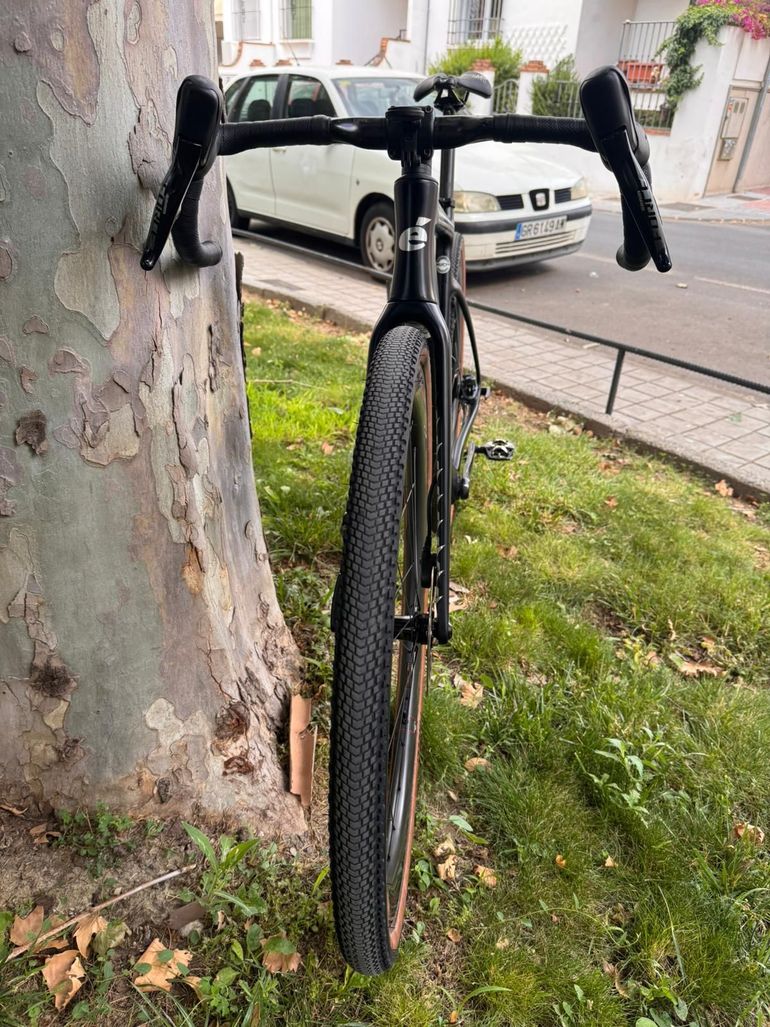 Used Cervélo Áspero 5 SRAM Force XPLR ETap AXS 2024 2024 Road & Gravel, Black — image 2 of 8