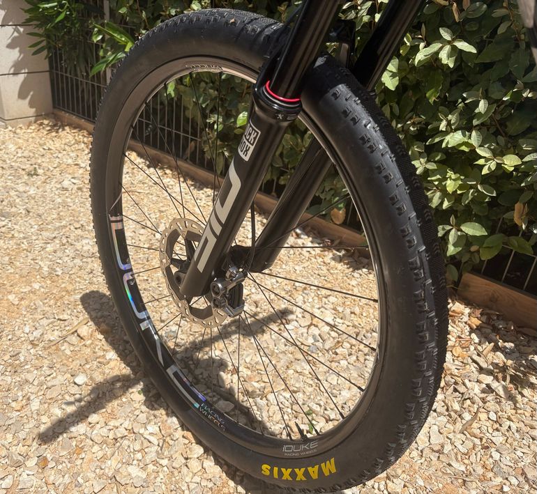 Used Specialized S-Works Epic 8 Frameset - SRAM RockShox SIDLuxe Ultimate 2026 2026 Mountainbike — image 13 of 23
