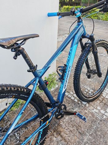 Used Silverback Splash Elite 2023 2023 Mountainbike, Blue, 29, 27.5 — image 2 of 6
