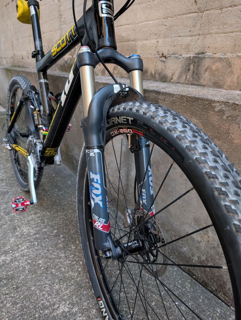 Scott Genius MC 10 2008 Mountainbike d'occasion — image 2 sur 12