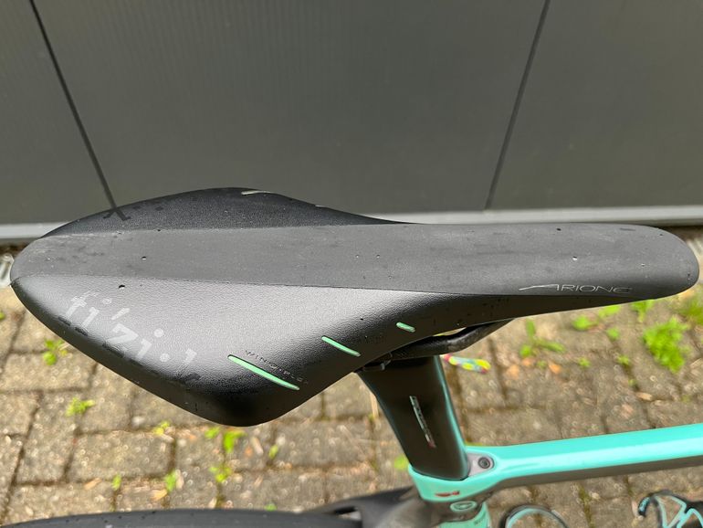 Used Bianchi XR4 Campagnolo Super Record EPS 2021 2021 Road & Gravel — image 6 of 9