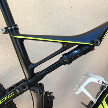 Used Specialized Epic SRAM XX1 2017 Mountainbike, Schwarz — image 4 of 12