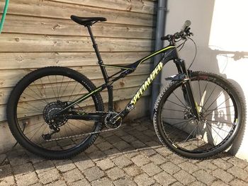Used Specialized Epic SRAM XX1 2017 Mountainbike, Schwarz — image 2 of 12