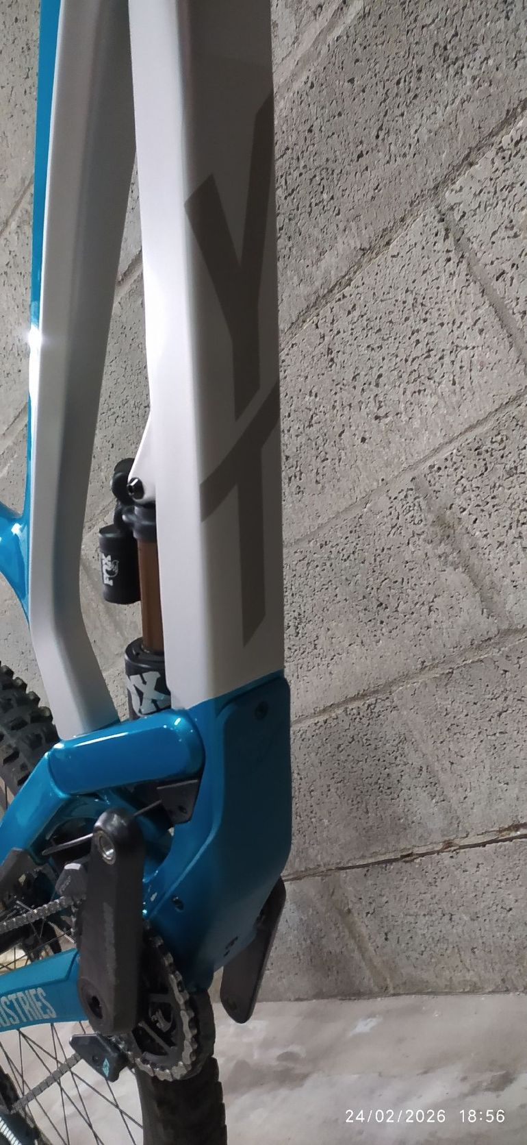 Used YT Industries TUES 29 CF Pro Race 2019 2019 Mountainbike — image 7 of 9
