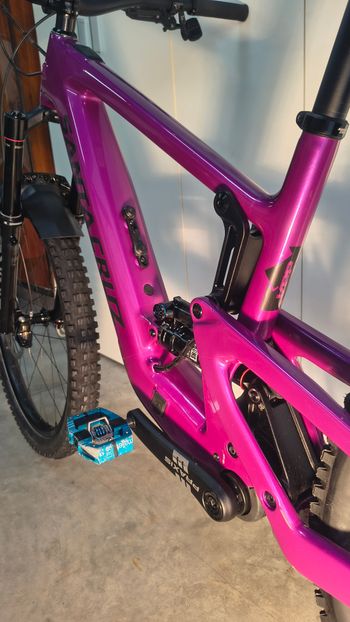 Used Santa Cruz Heckler SL X0 AXS RSV / Carbon CC 2024 2024 Mountainbike, Purple, 29, 27.5 — image 8 of 15