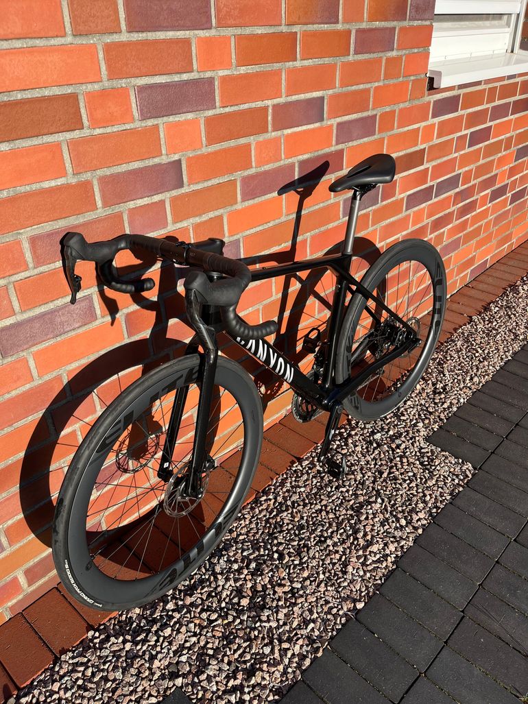 Used Canyon Endurace CF 7 AXS 2026 2026 Road & Gravel — image 1 of 8