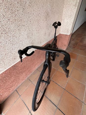 Used Trek Madone SL 6 Gen 7 2024 2024 Road & Gravel — image 2 of 4