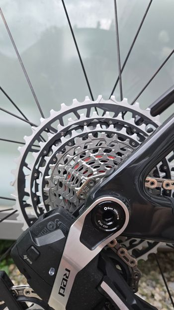 Used Canyon Grail CFR XPLR 2025 2025 Road & Gravel, Negro — image 4 of 23