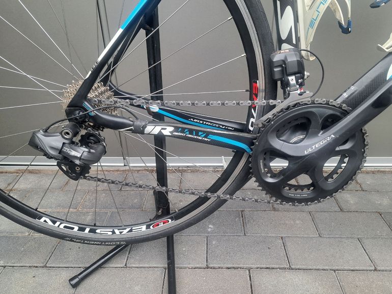 Used Airstreeem Triple EEE Shimano Ultegra Di2 2016 Road & Gravel, Black — image 3 of 4