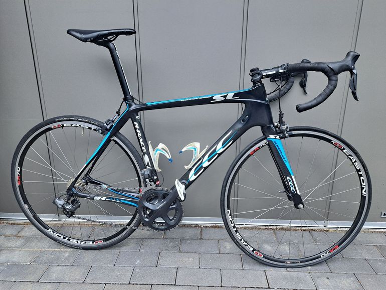 Used Airstreeem Triple EEE Shimano Ultegra Di2 2016 Road & Gravel, Black — image 1 of 4