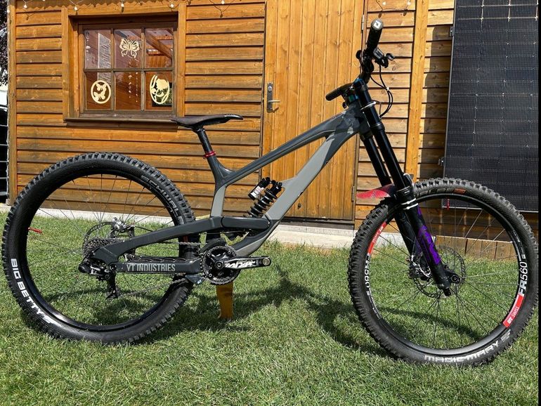 Used YT Industries Tues Base AL 27 2021 2021 Mountainbike, Light Gray, 27.5 — image 2 of 11