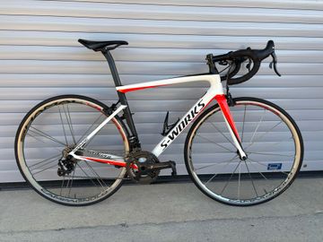 Used Specialized Tarmac Campagnolo Record EPS 2019 Road & Gravel, White — image 1 of 8