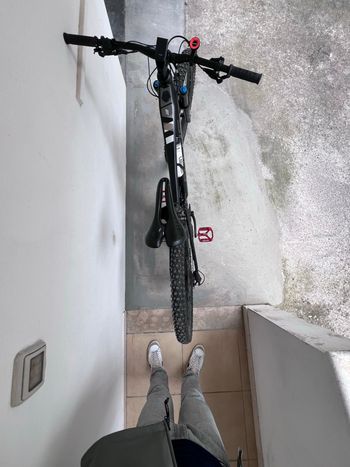 Used Focus JAM2 6.8 NINE 2021 2021 Mountainbike, Negro — image 7 of 9