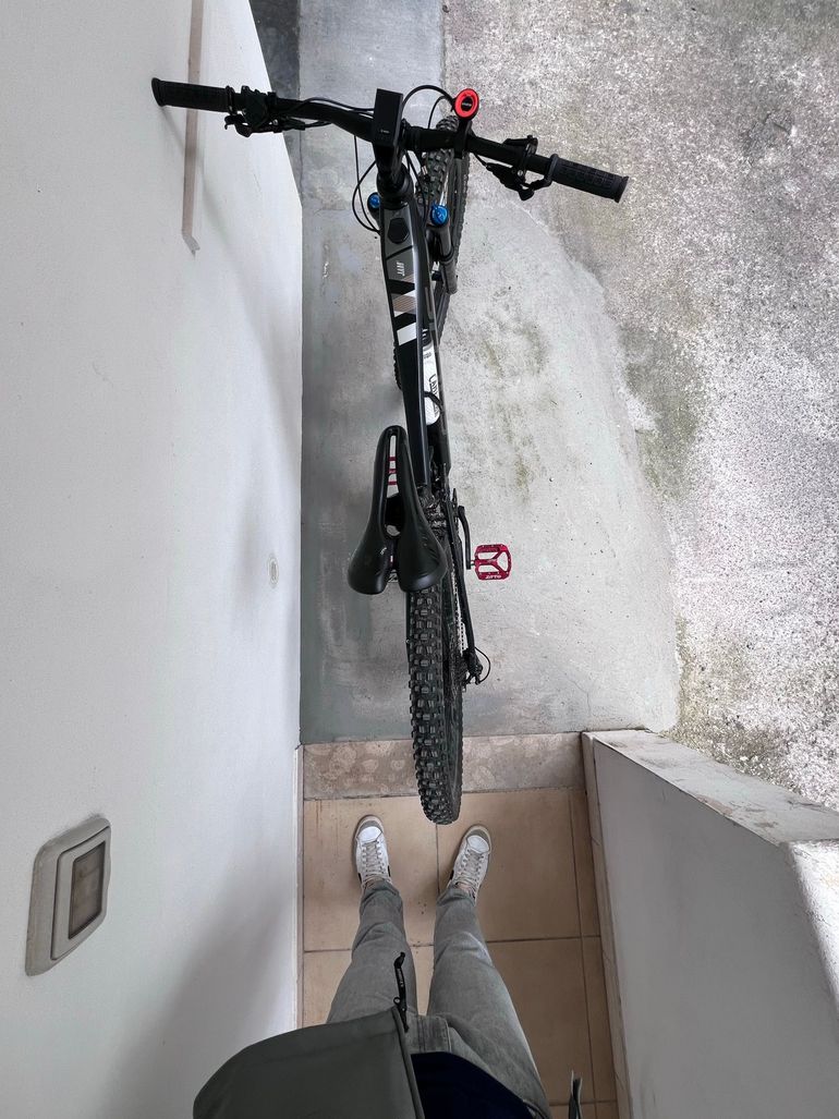 Used Focus JAM2 6.8 NINE 2021 2021 Mountainbike, Negro — image 7 of 9