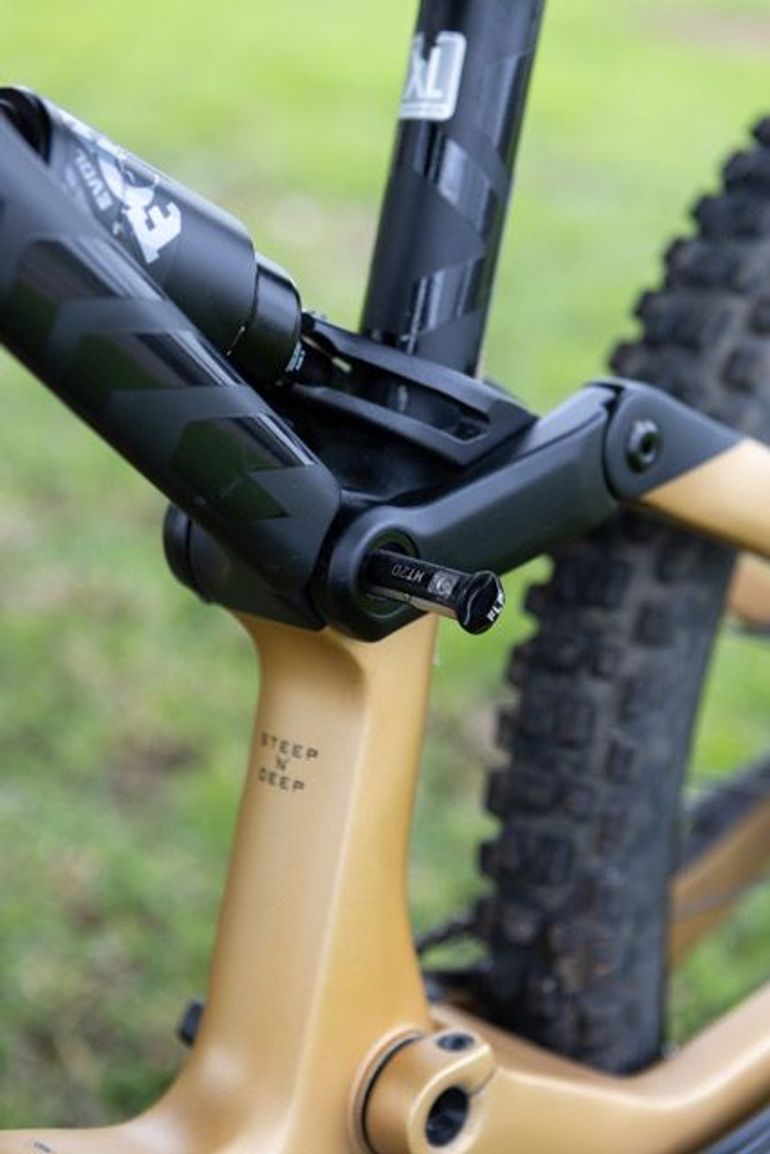 Used Orbea RALLON M-TEAM 2023 2023 Mountainbike, Orange, 29 — image 4 of 14