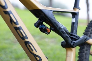 Brugt Orbea RALLON M-TEAM 2023 2023 Mountainbike — billede 2 af 14