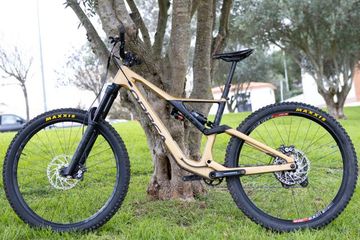 Brugt Orbea RALLON M-TEAM 2023 2023 Mountainbike — billede 1 af 14