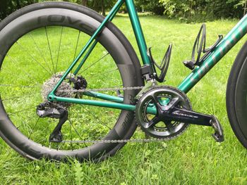 Used Specialized Aethos Comp - Shimano 105 Di2 2024 2024 Road & Gravel, Green — image 3 of 6