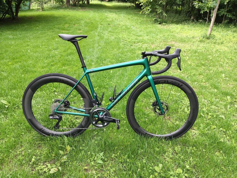 Used Specialized Aethos Comp - Shimano 105 Di2 2024 2024 Road & Gravel, Green — image 2 of 6