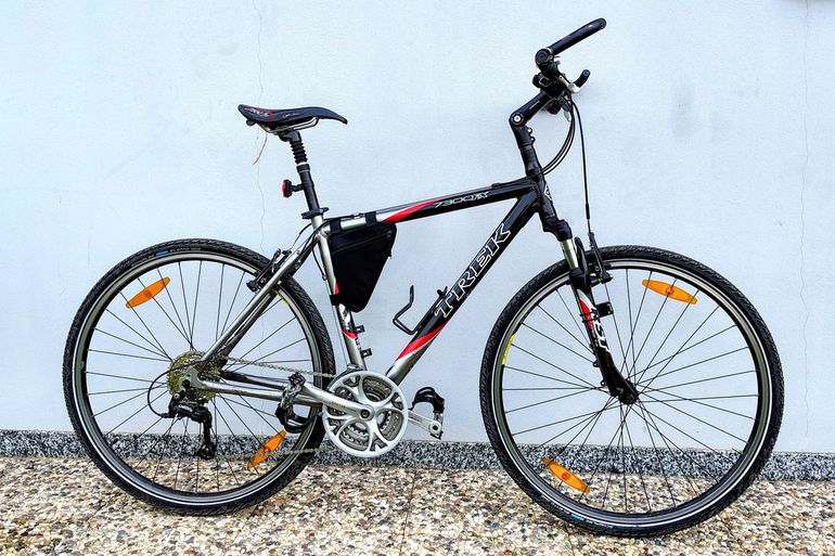 Used Trek 7300 FX 2006 Urban — image 1 of 4