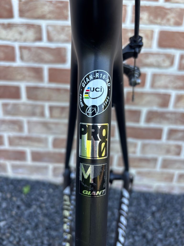 Used Giant TCR Advanced Pro 1 2019 2019 Road & Gravel — image 10 of 19