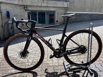 Used Scott Addict RC 10 2024 2024 Route & Gravel