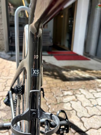 Used Scott Addict RC 10 2024 2024 Road & Gravel — image 10 of 11