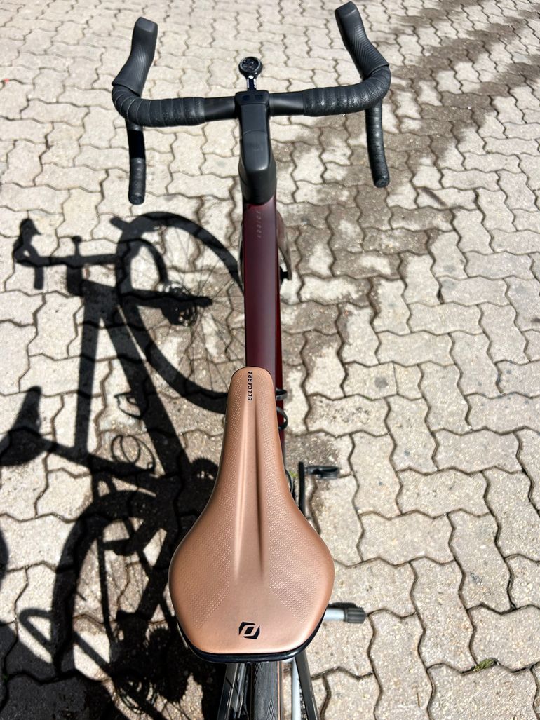 Used Scott Addict RC 10 2024 2024 Road & Gravel — image 9 of 11