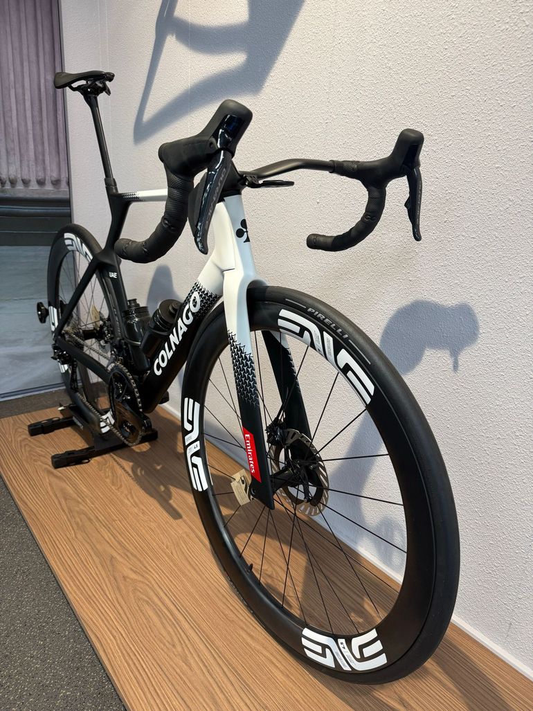 Gebrauchtes Colnago Y1Rs Shimano Dura Ace Di2 2026 2026 Road & Gravel, Weiß — Bild 4 von 4