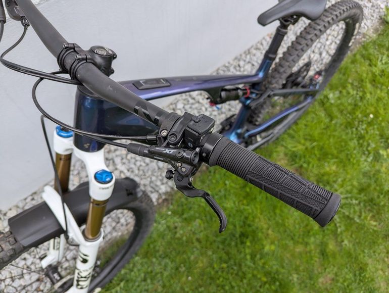 Used CUBE AMS HYBRID Shimano Deore XT 2025 Mountainbike, Blue — image 12 of 17