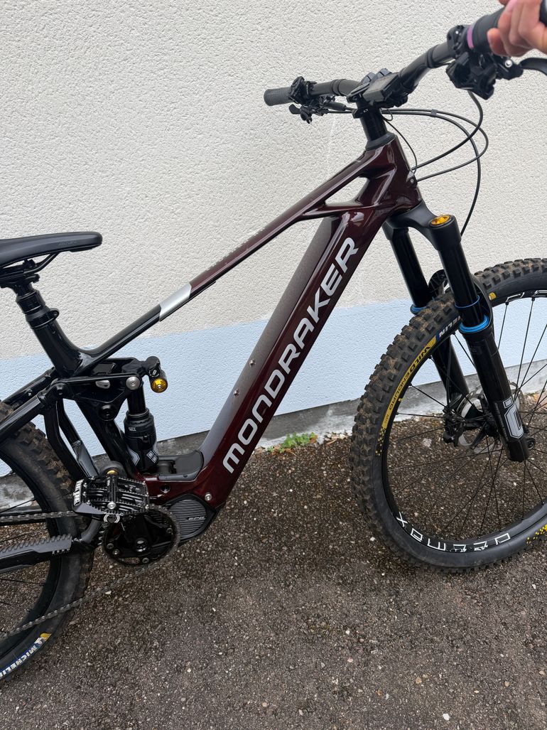 Used Mondraker CRUSHER RR 2024 2024 Mountainbike — image 1 of 5