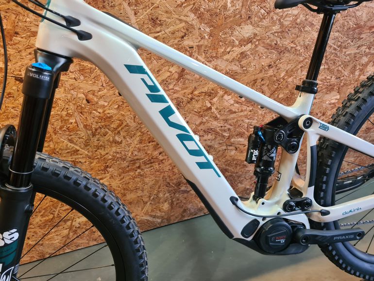 Used Pivot SHUTTLE AM Ride SLX/XT 2025 2025 Mountainbike, White — image 3 of 9