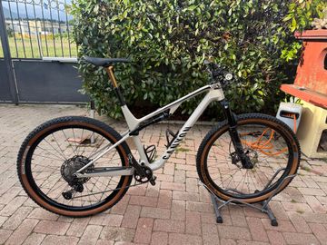Brugt Canyon LUX Shimano Deore XT 2021 Mountainbike — billede 1 af 5