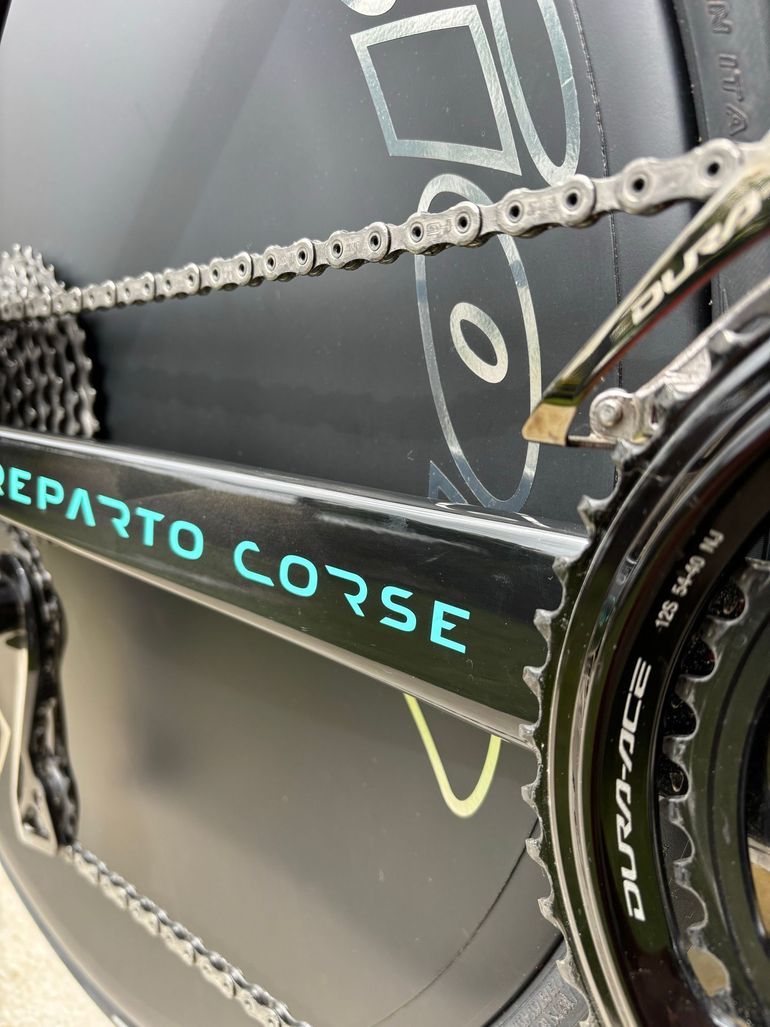 Used Bianchi Aquila RC Dura Ace Di2 4IIII Pwm 2025 2025 Road & Gravel, Schwarz — image 5 of 16
