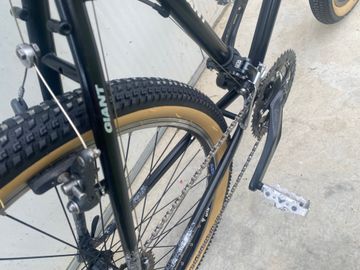 Used Giant Custom Shimano Deore 1990 Mountainbike, Black — image 6 of 8