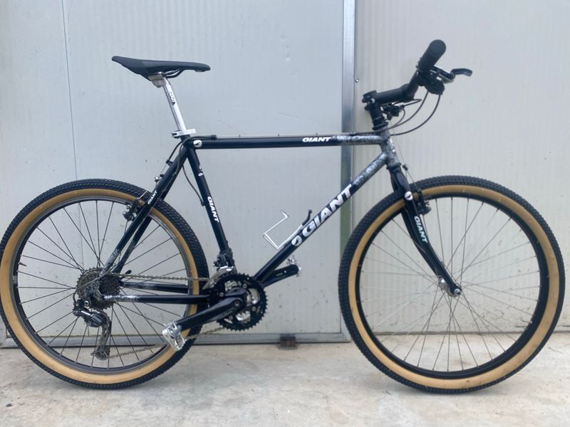 Used Giant Custom Shimano Deore 1990 MTB