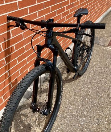 Gebrauchtes Trek Procaliber 9.5 2023 2023 Mountainbike, Schwarz — Bild 11 von 12