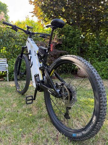 Used Husqvarna Mountain Cross MC4 2023 2023 Mountainbike, White, 27.5 — image 7 of 9