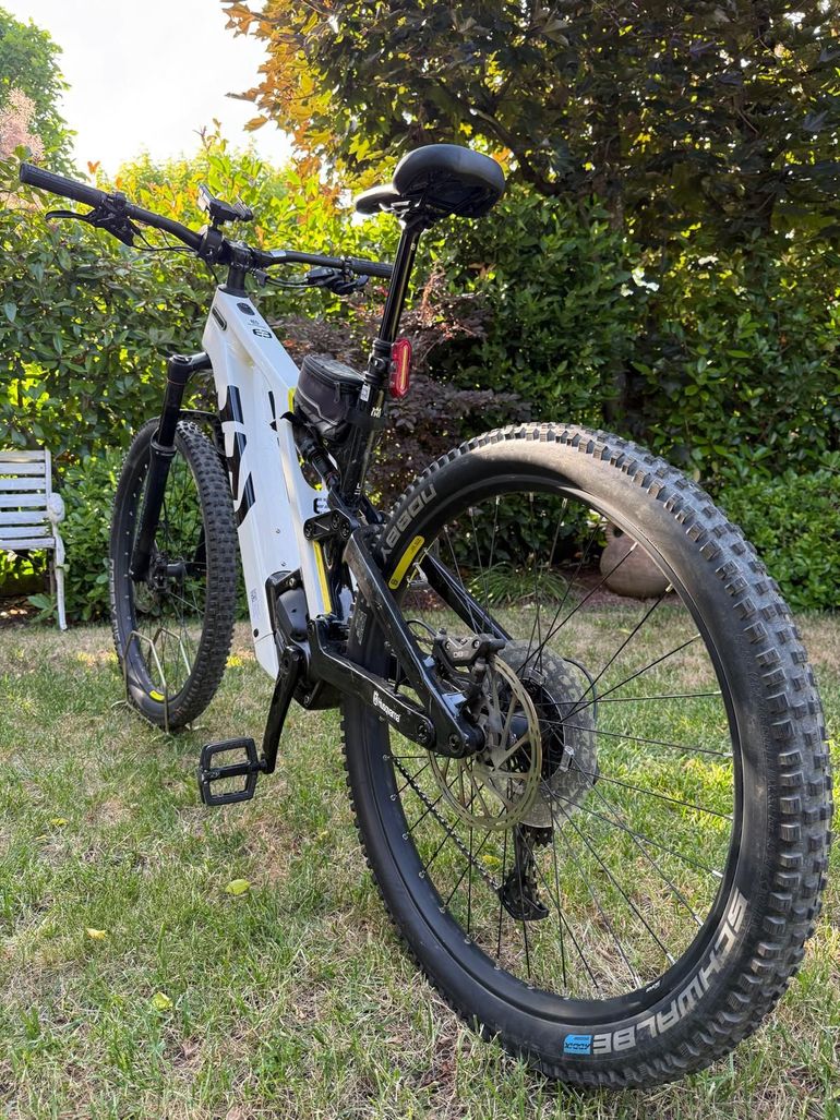Used Husqvarna Mountain Cross MC4 2023 2023 Mountainbike, White, 27.5 — image 7 of 9