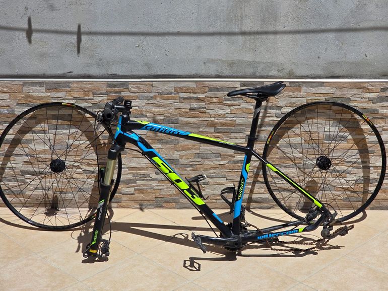 Used Wilier 503x Shimano Deore 2016 Mountainbike, Black, 29 — image 1 of 4