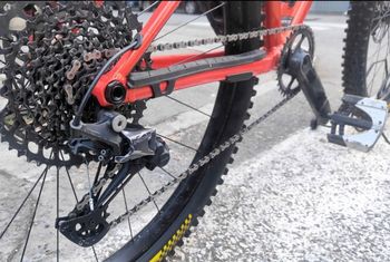 Used Commencal META HT AM RACE 29 2023 2023 Mountainbike — image 3 of 3