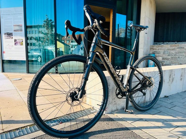 Used Wilier Wilier Jena Hybrid E-Gravel-Bike, Noch Garantie Bis 08/2027 2022 Road & Gravel, Blau — image 10 of 13