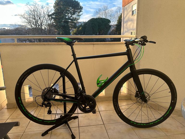 Used CUBE SL ROAD Race 2017 2017 Urban, Black — image 1 of 9