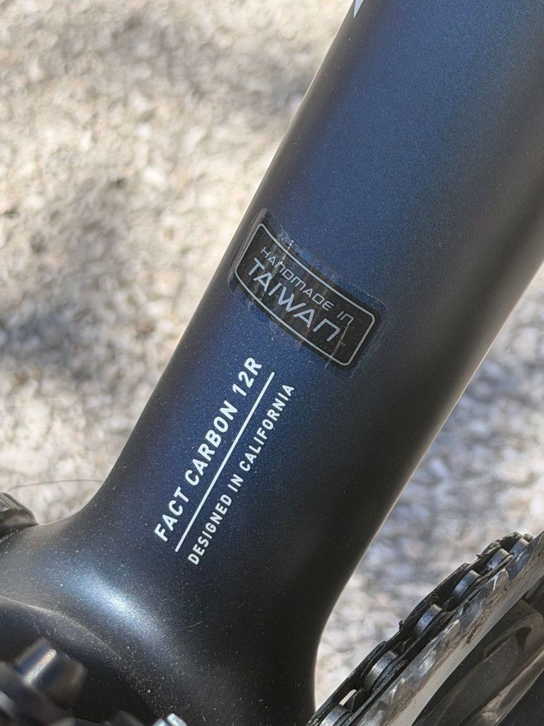 Used Specialized S-Works Tarmac SL8 - SRAM Red eTap AXS 2024 2024 Road & Gravel — image 9 of 13