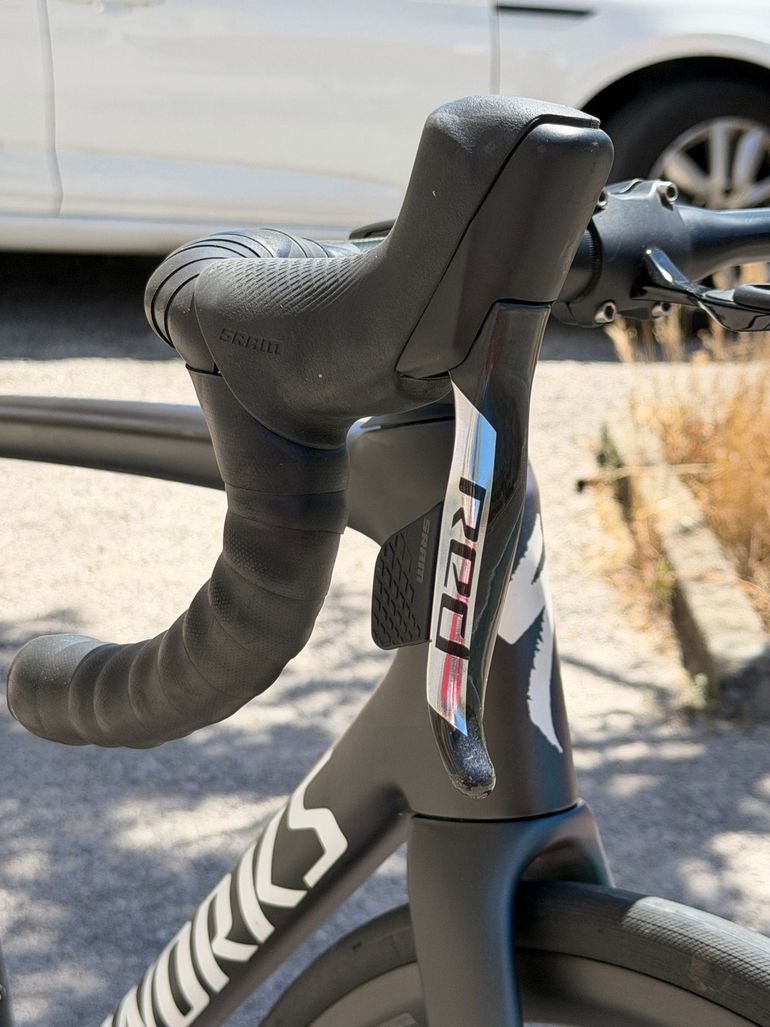 Used Specialized S-Works Tarmac SL8 - SRAM Red eTap AXS 2024 2024 Road & Gravel — image 5 of 13