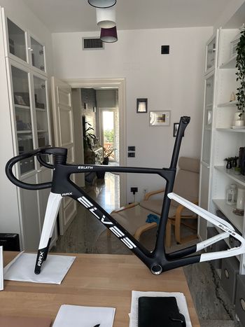 Used Elves Elves Custom Frameset 2026 Road & Gravel, Black — image 2 of 8