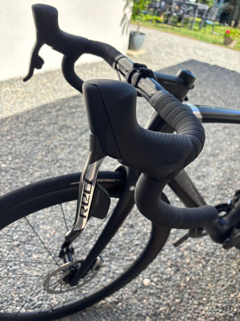 Used Lapierre Xelius SL 7.0 2021 2021 Road & Gravel, Black — image 7 of 10